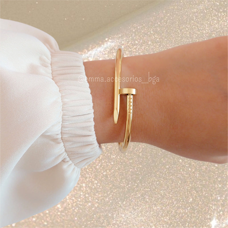 PULSERA CLAVO